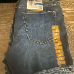 Seven7 shorts size 12